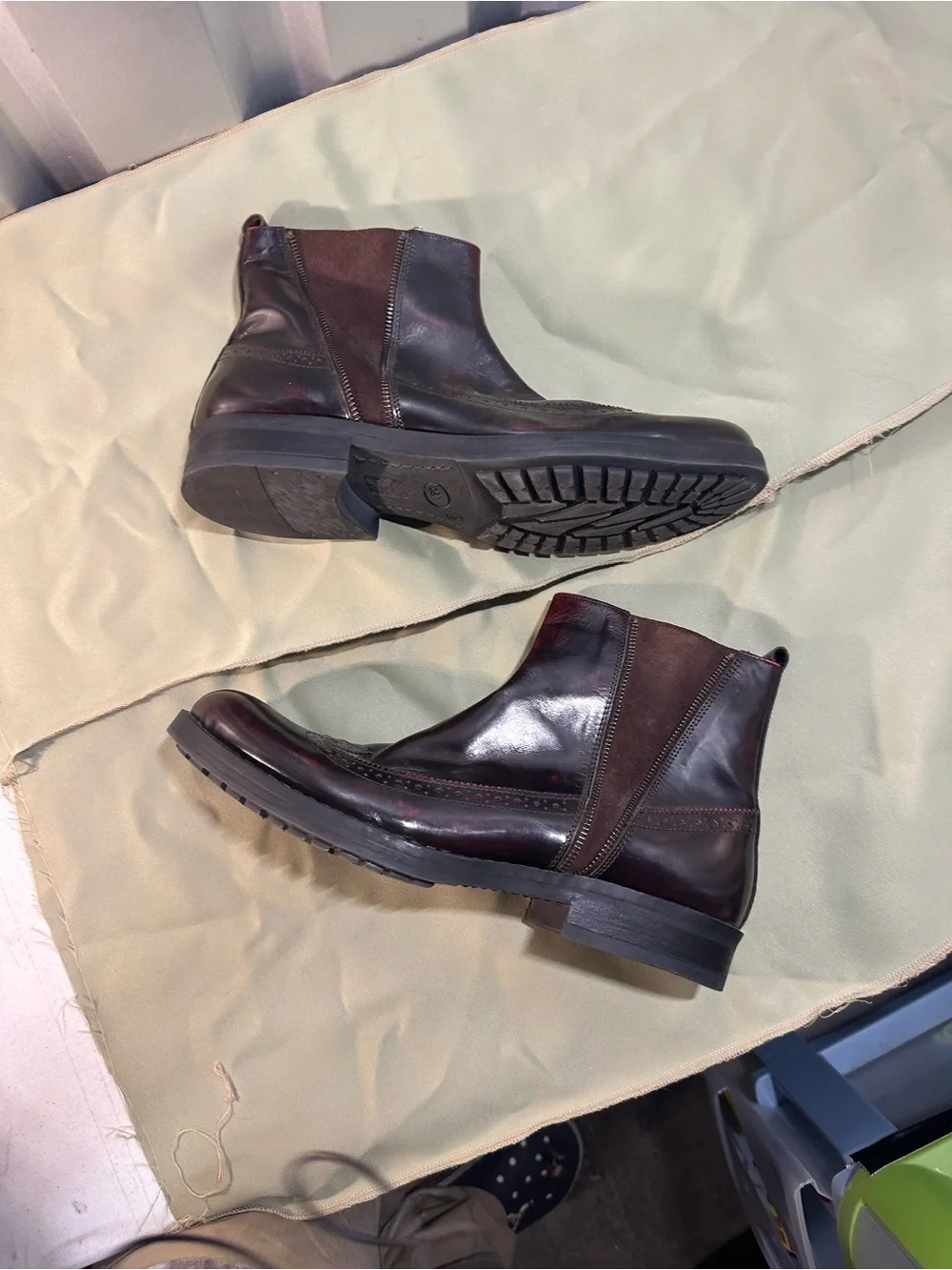 Barri Men's Oxblood Leather Ankle Boots Side Zip Wingtip Size 12M